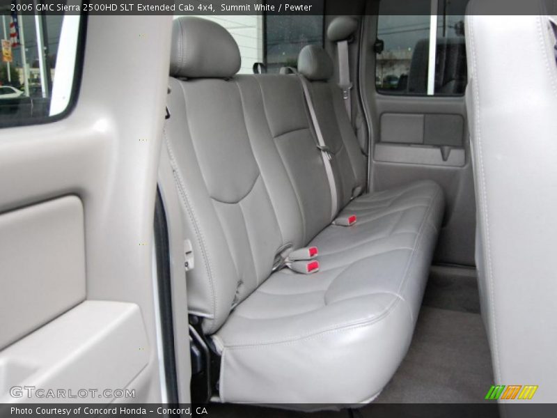 Summit White / Pewter 2006 GMC Sierra 2500HD SLT Extended Cab 4x4