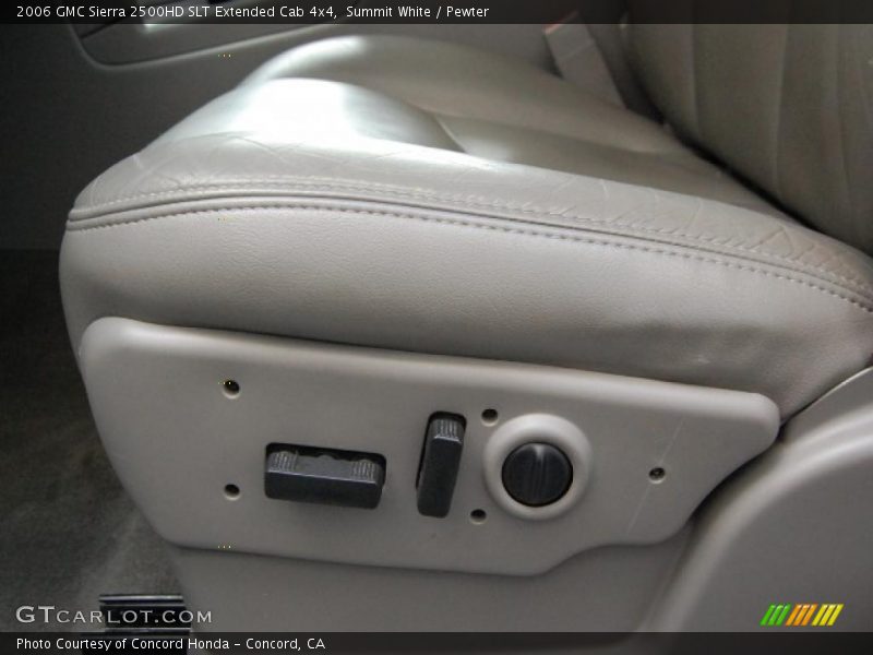 Summit White / Pewter 2006 GMC Sierra 2500HD SLT Extended Cab 4x4