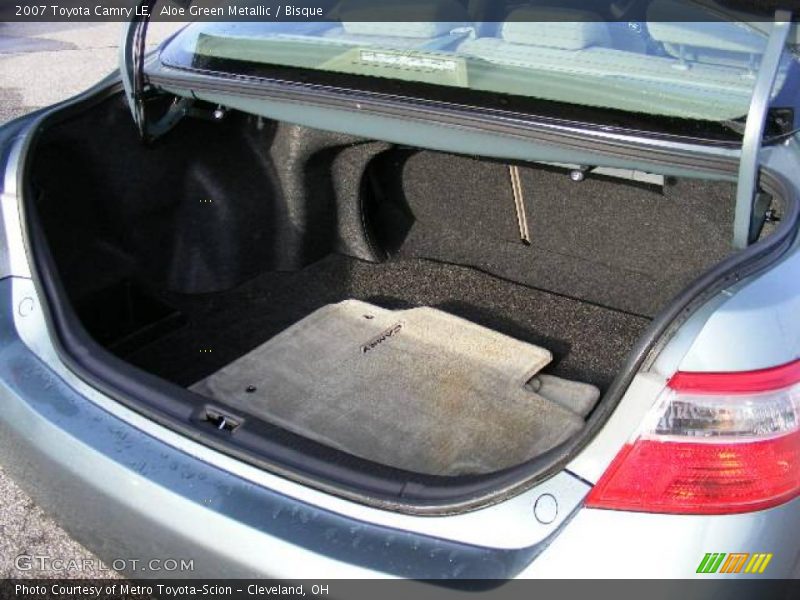 Aloe Green Metallic / Bisque 2007 Toyota Camry LE