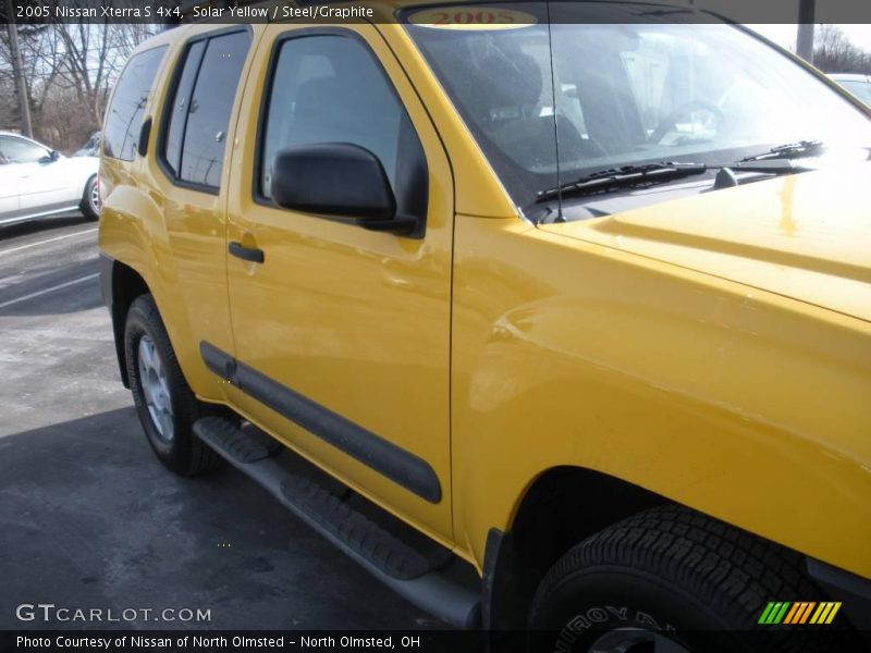 Solar Yellow / Steel/Graphite 2005 Nissan Xterra S 4x4