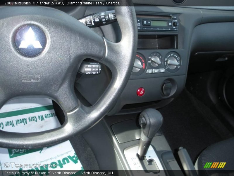 Diamond White Pearl / Charcoal 2003 Mitsubishi Outlander LS 4WD