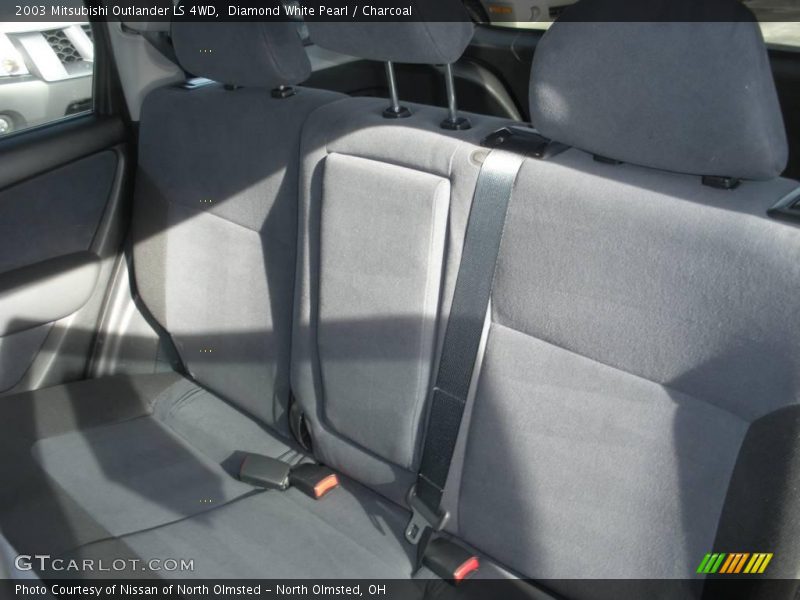 Diamond White Pearl / Charcoal 2003 Mitsubishi Outlander LS 4WD