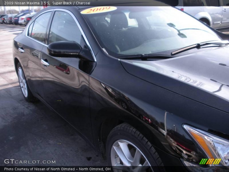Super Black / Charcoal 2009 Nissan Maxima 3.5 S