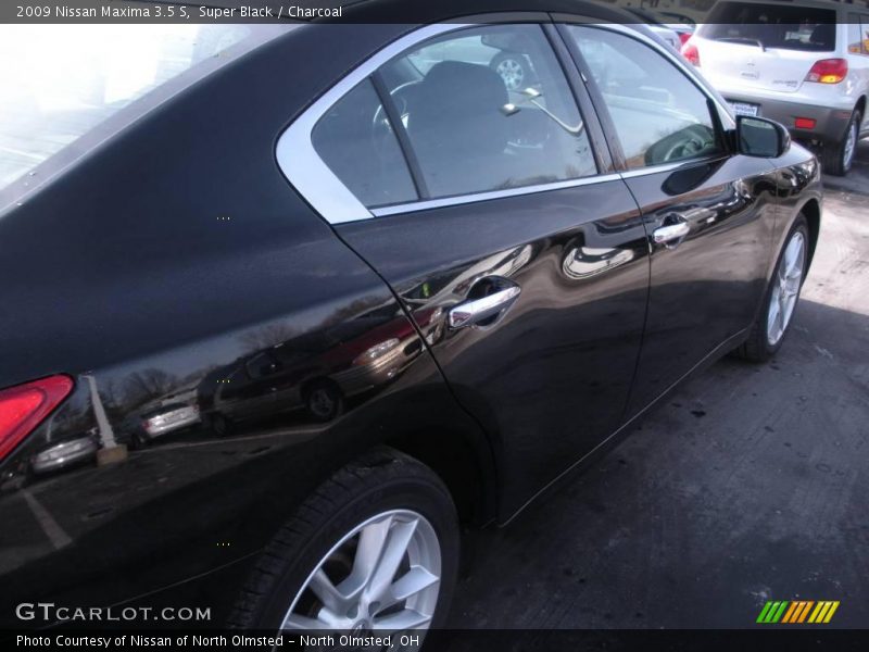 Super Black / Charcoal 2009 Nissan Maxima 3.5 S