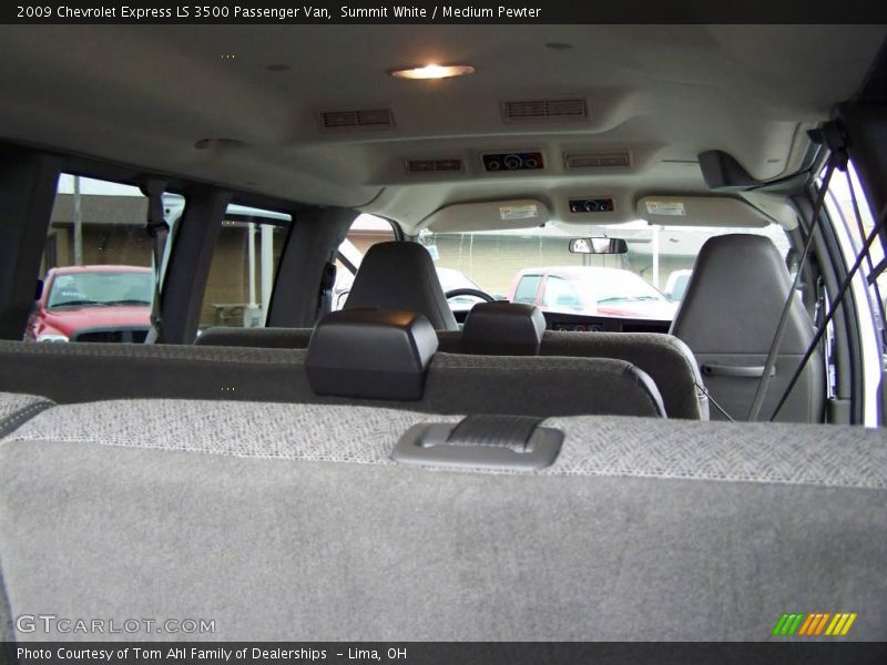 Summit White / Medium Pewter 2009 Chevrolet Express LS 3500 Passenger Van