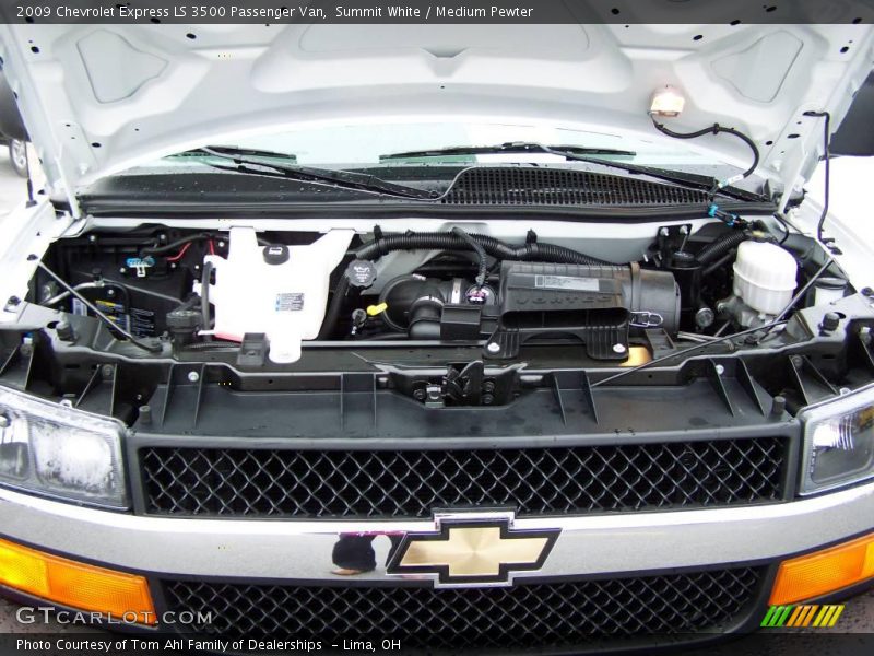 Summit White / Medium Pewter 2009 Chevrolet Express LS 3500 Passenger Van