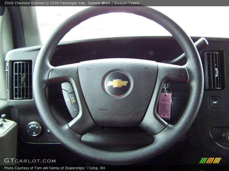 Summit White / Medium Pewter 2009 Chevrolet Express LS 3500 Passenger Van