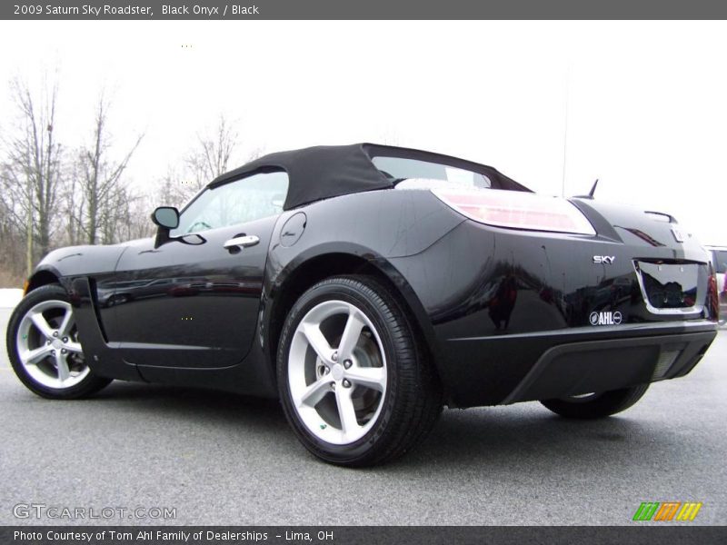 Black Onyx / Black 2009 Saturn Sky Roadster