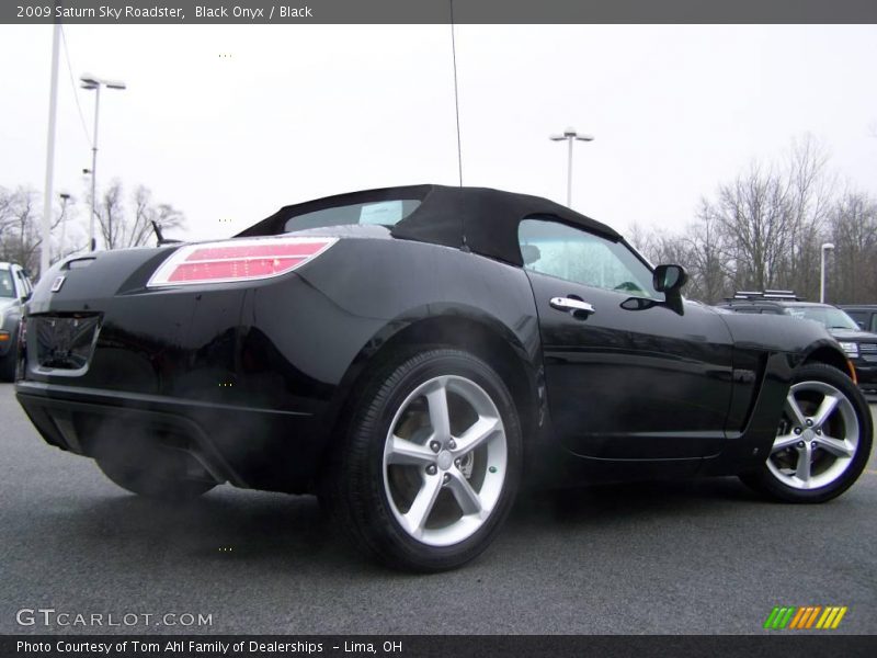 Black Onyx / Black 2009 Saturn Sky Roadster