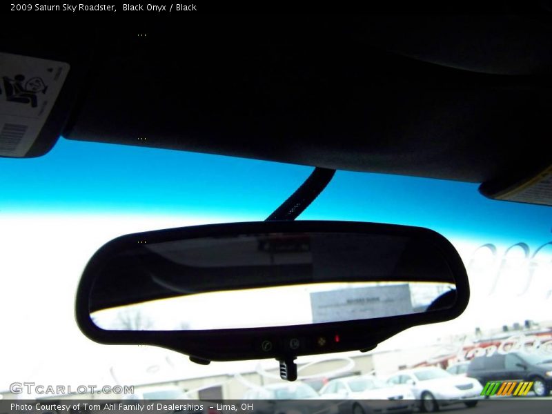 Black Onyx / Black 2009 Saturn Sky Roadster