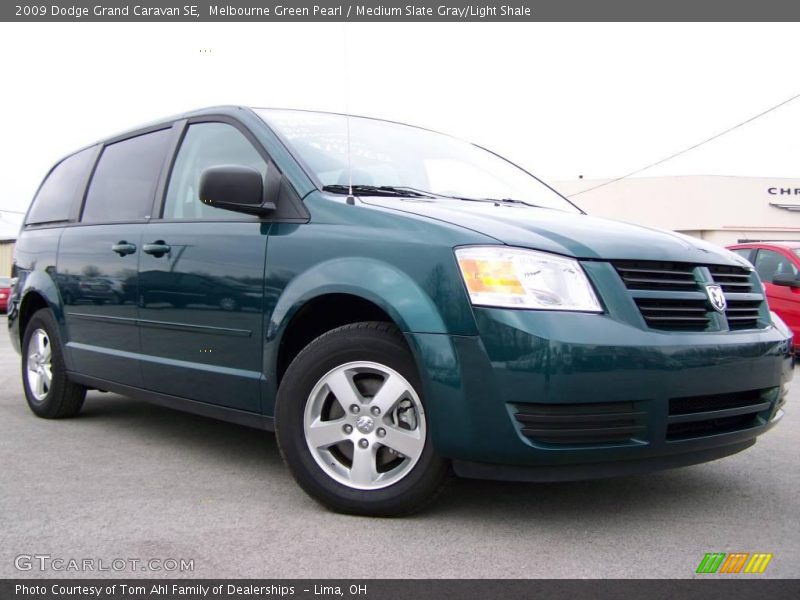 Melbourne Green Pearl / Medium Slate Gray/Light Shale 2009 Dodge Grand Caravan SE