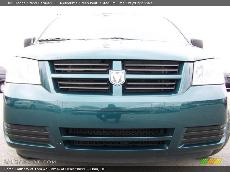 Melbourne Green Pearl / Medium Slate Gray/Light Shale 2009 Dodge Grand Caravan SE