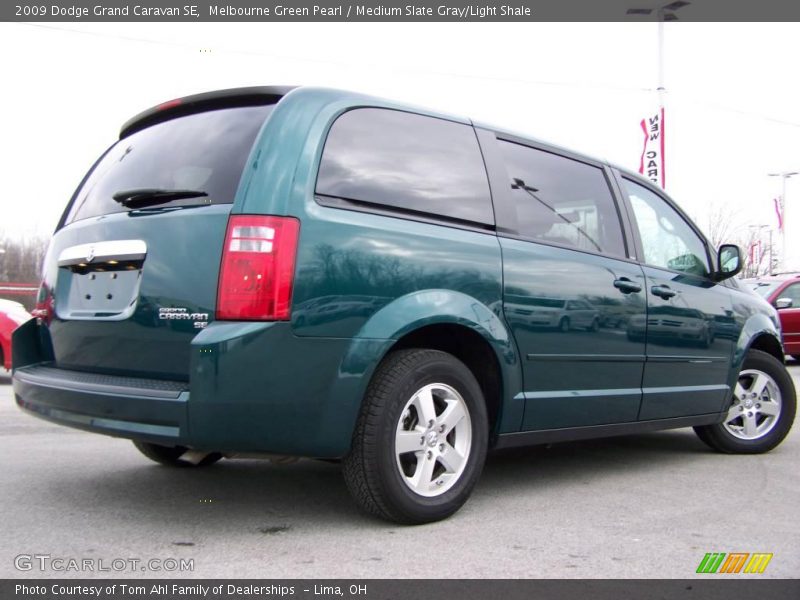 Melbourne Green Pearl / Medium Slate Gray/Light Shale 2009 Dodge Grand Caravan SE