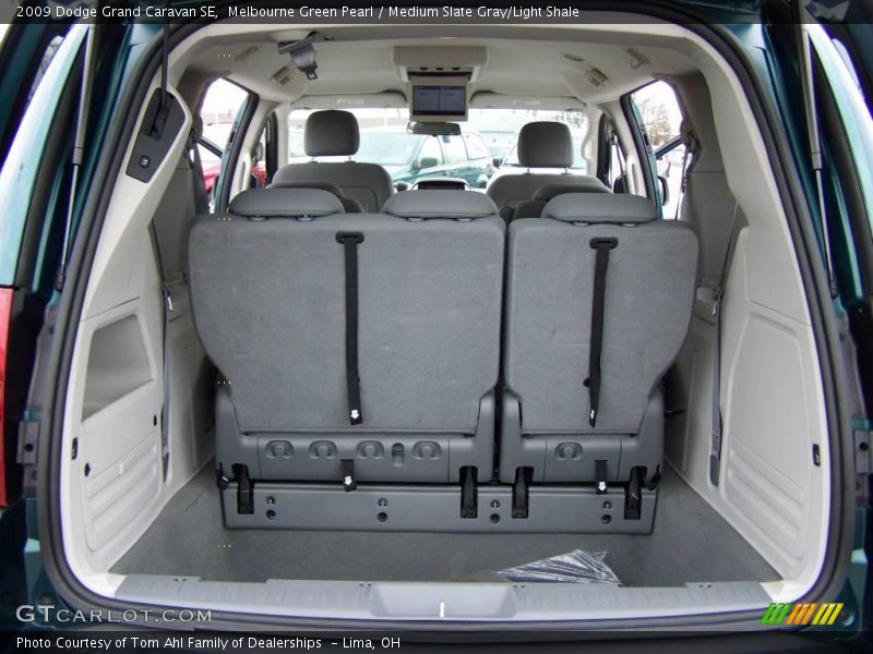 Melbourne Green Pearl / Medium Slate Gray/Light Shale 2009 Dodge Grand Caravan SE