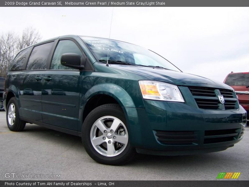 Melbourne Green Pearl / Medium Slate Gray/Light Shale 2009 Dodge Grand Caravan SE
