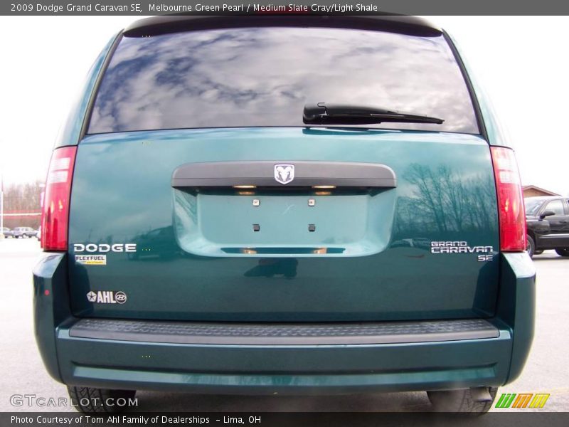 Melbourne Green Pearl / Medium Slate Gray/Light Shale 2009 Dodge Grand Caravan SE