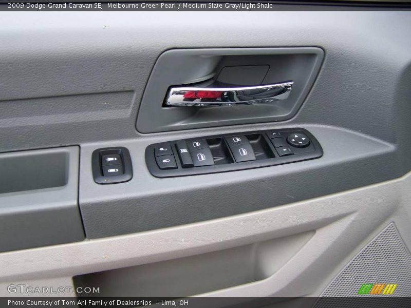 Melbourne Green Pearl / Medium Slate Gray/Light Shale 2009 Dodge Grand Caravan SE