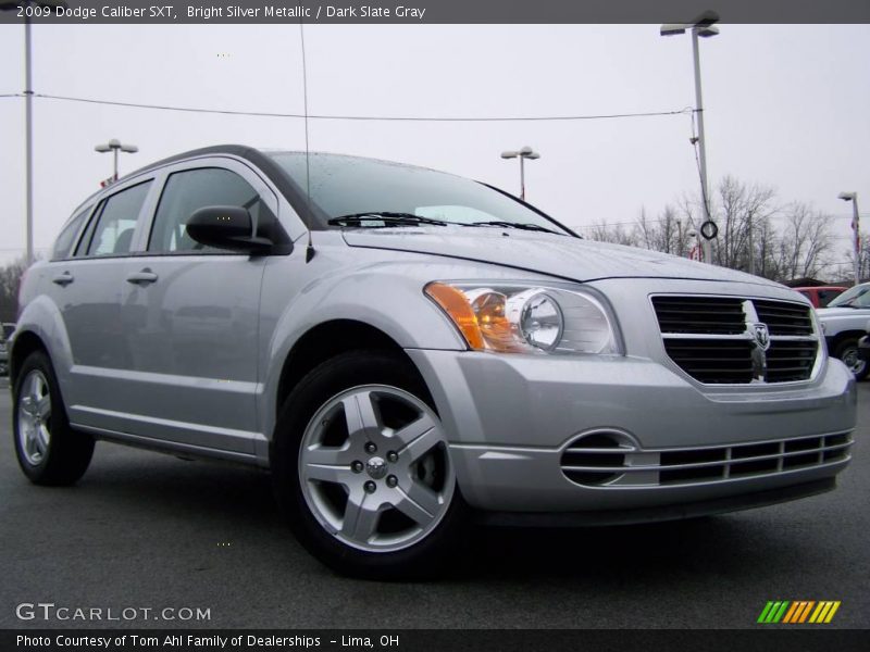 Bright Silver Metallic / Dark Slate Gray 2009 Dodge Caliber SXT