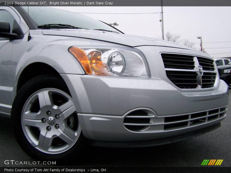 Bright Silver Metallic / Dark Slate Gray 2009 Dodge Caliber SXT