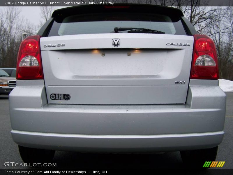 Bright Silver Metallic / Dark Slate Gray 2009 Dodge Caliber SXT