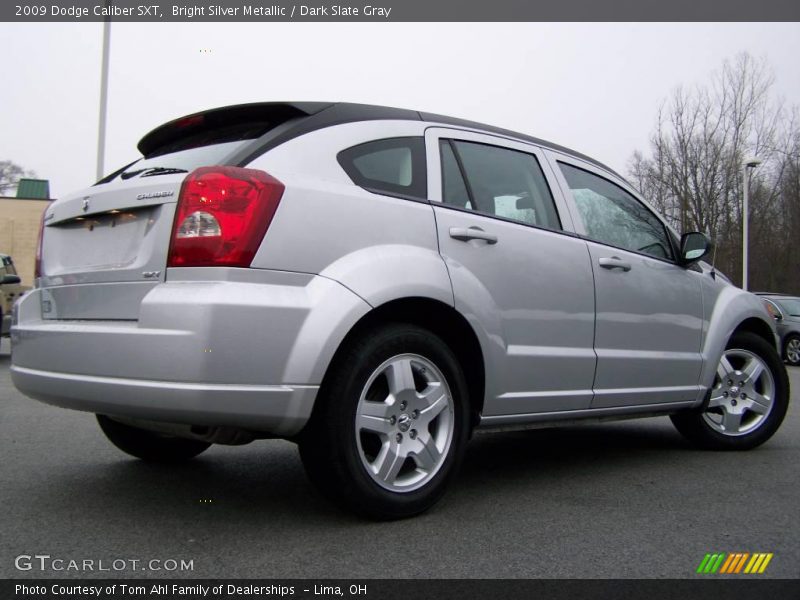 Bright Silver Metallic / Dark Slate Gray 2009 Dodge Caliber SXT