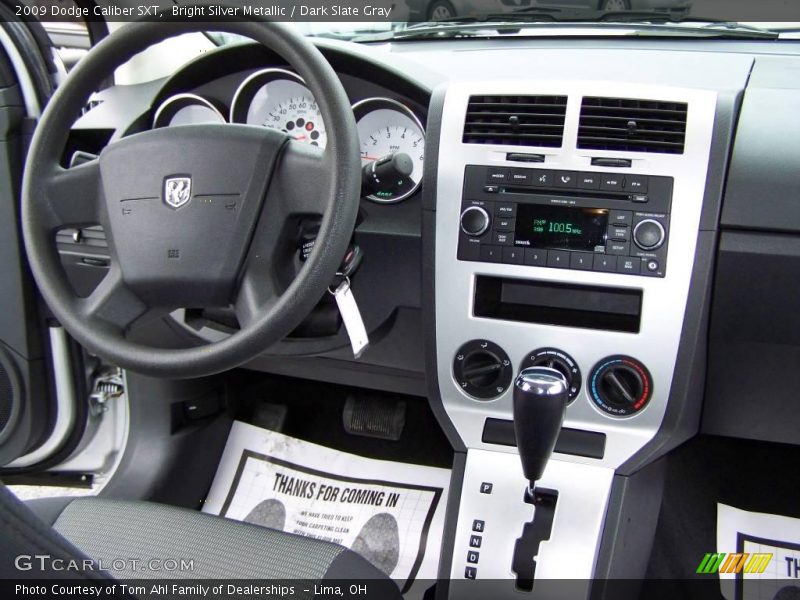 Bright Silver Metallic / Dark Slate Gray 2009 Dodge Caliber SXT