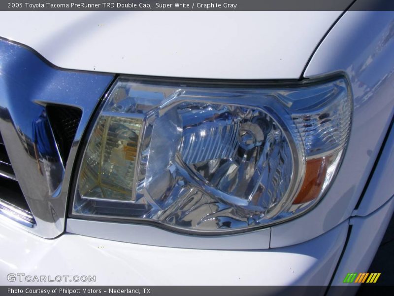 Super White / Graphite Gray 2005 Toyota Tacoma PreRunner TRD Double Cab