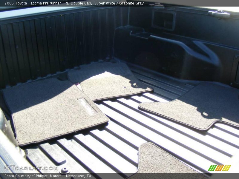Super White / Graphite Gray 2005 Toyota Tacoma PreRunner TRD Double Cab