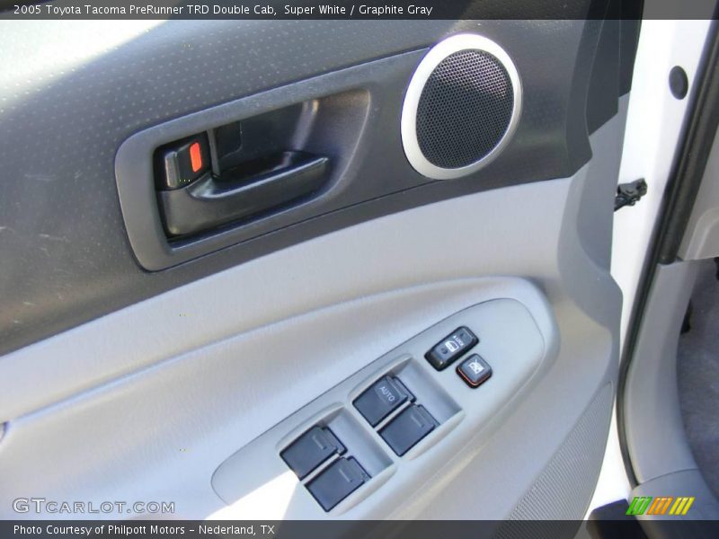 Super White / Graphite Gray 2005 Toyota Tacoma PreRunner TRD Double Cab