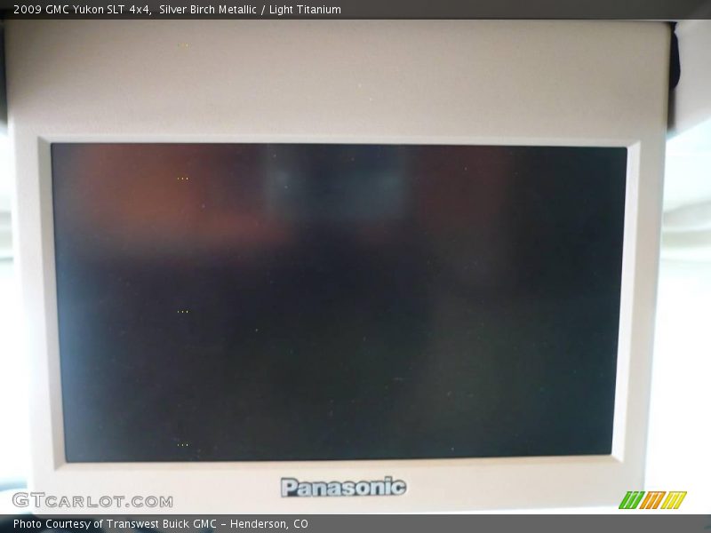 Silver Birch Metallic / Light Titanium 2009 GMC Yukon SLT 4x4