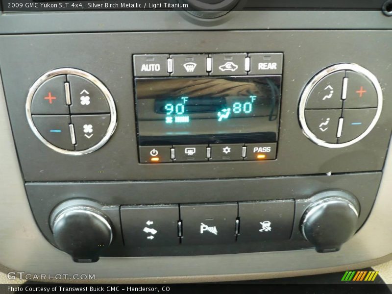 Silver Birch Metallic / Light Titanium 2009 GMC Yukon SLT 4x4