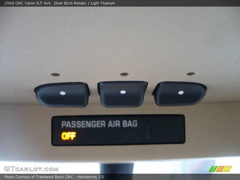 Silver Birch Metallic / Light Titanium 2009 GMC Yukon SLT 4x4