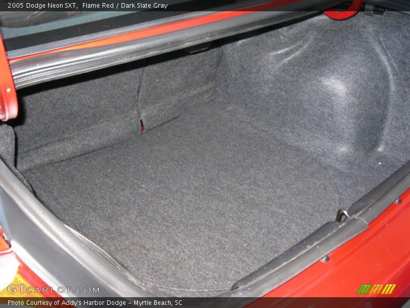 Flame Red / Dark Slate Gray 2005 Dodge Neon SXT