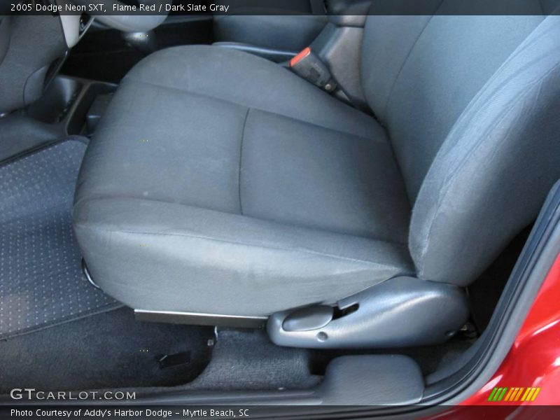 Flame Red / Dark Slate Gray 2005 Dodge Neon SXT