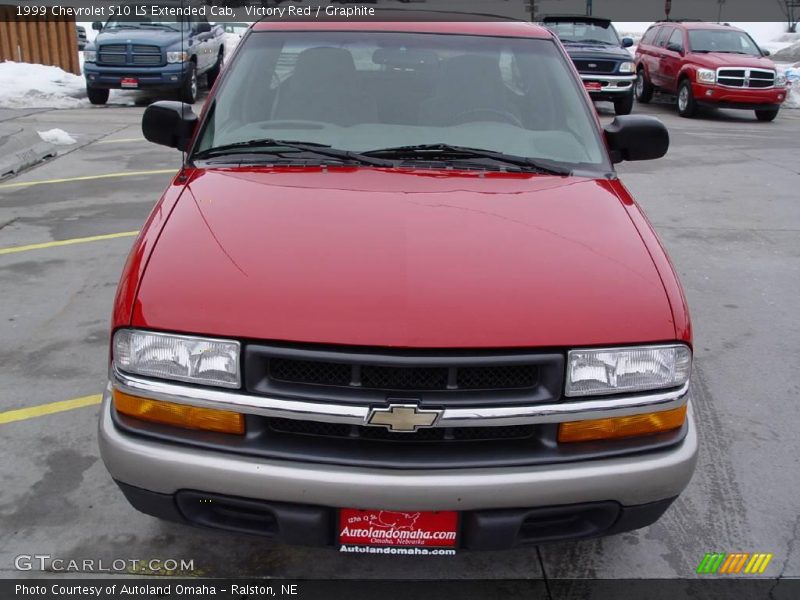 Victory Red / Graphite 1999 Chevrolet S10 LS Extended Cab
