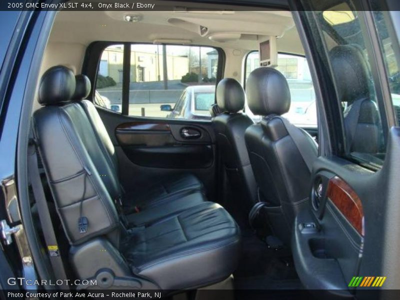 Onyx Black / Ebony 2005 GMC Envoy XL SLT 4x4
