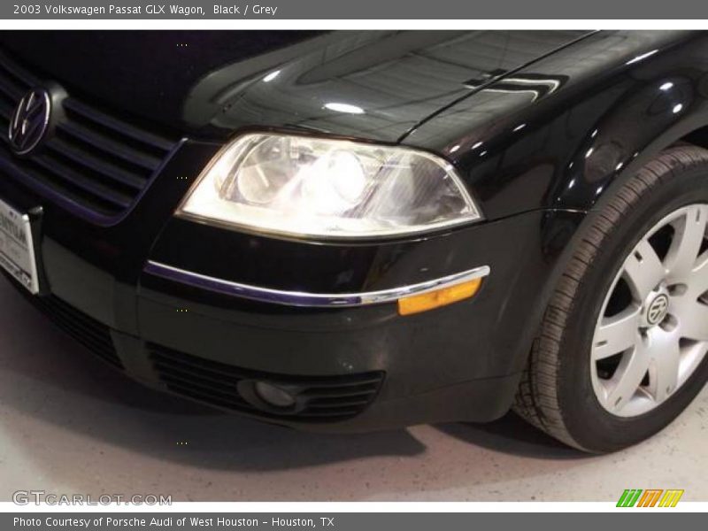 Black / Grey 2003 Volkswagen Passat GLX Wagon
