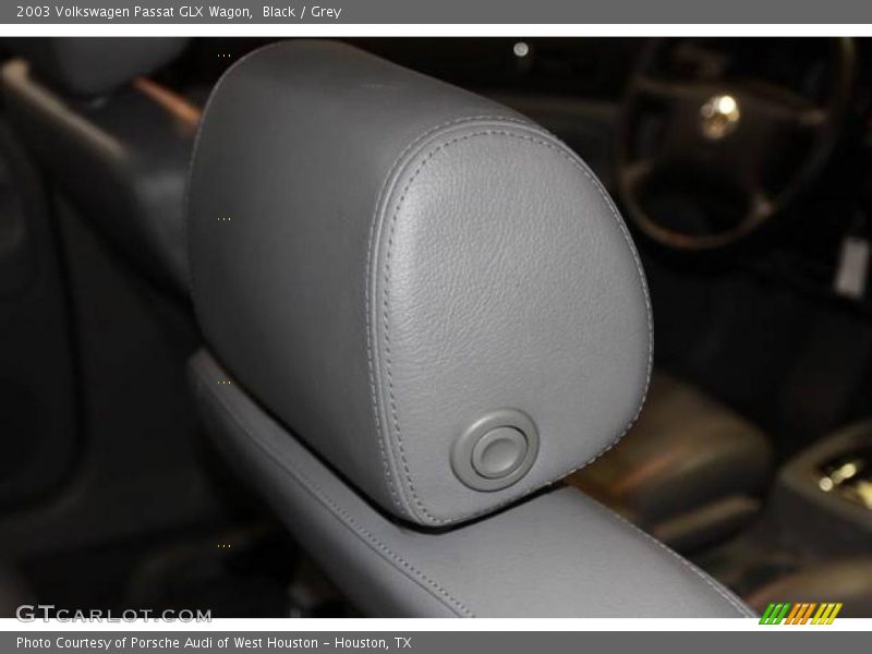 Black / Grey 2003 Volkswagen Passat GLX Wagon