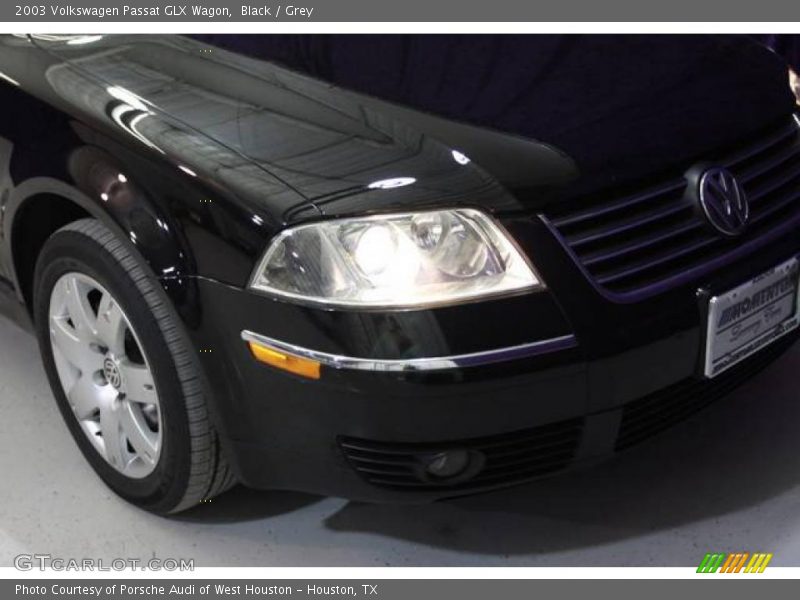 Black / Grey 2003 Volkswagen Passat GLX Wagon