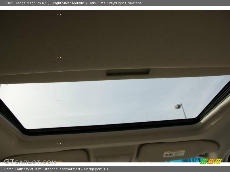 Bright Silver Metallic / Dark Slate Gray/Light Graystone 2005 Dodge Magnum R/T