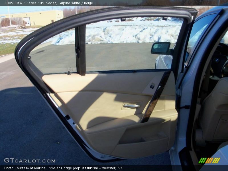 Alpine White / Beige 2005 BMW 5 Series 545i Sedan