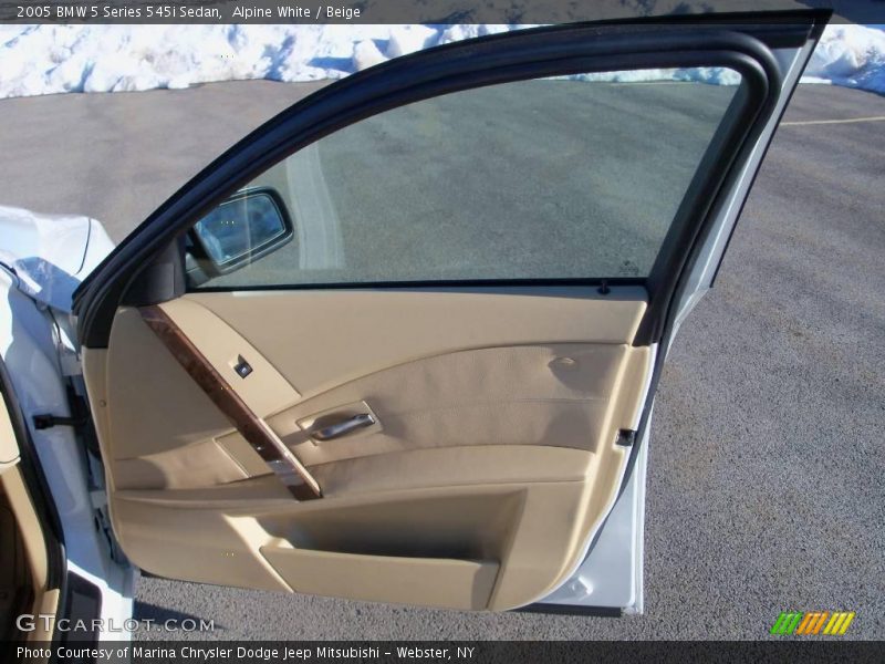 Alpine White / Beige 2005 BMW 5 Series 545i Sedan