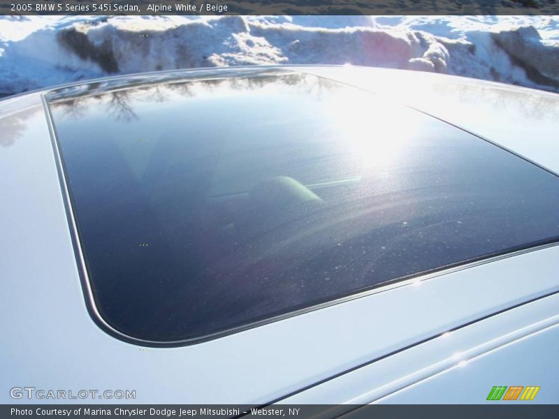 Alpine White / Beige 2005 BMW 5 Series 545i Sedan