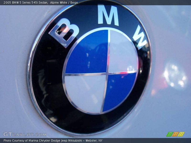 Alpine White / Beige 2005 BMW 5 Series 545i Sedan