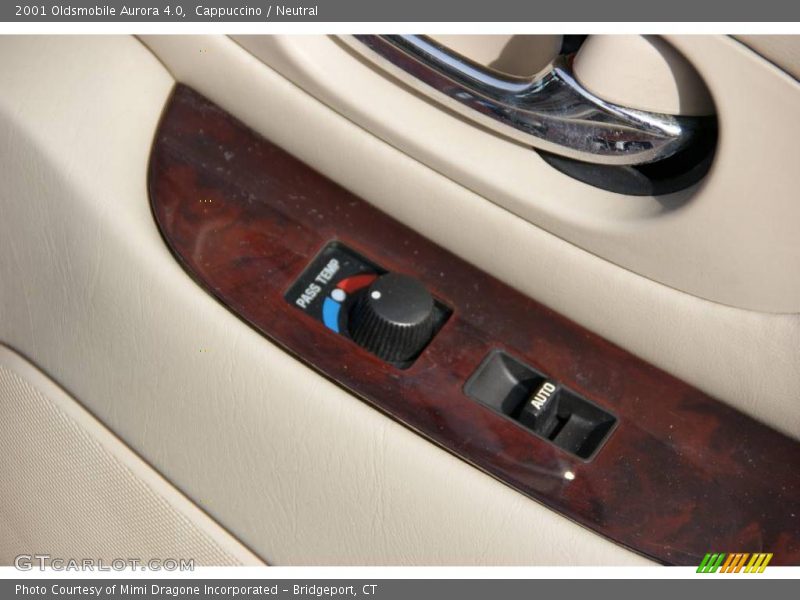 Cappuccino / Neutral 2001 Oldsmobile Aurora 4.0