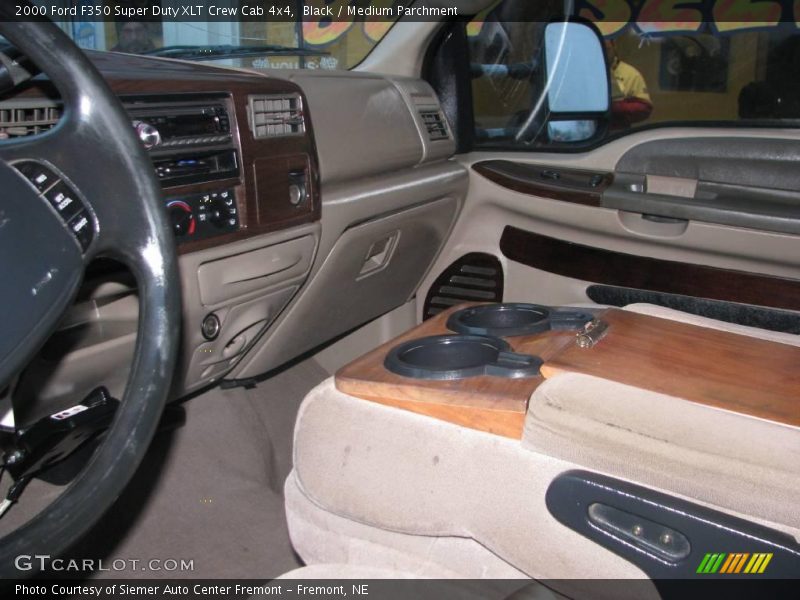 Black / Medium Parchment 2000 Ford F350 Super Duty XLT Crew Cab 4x4