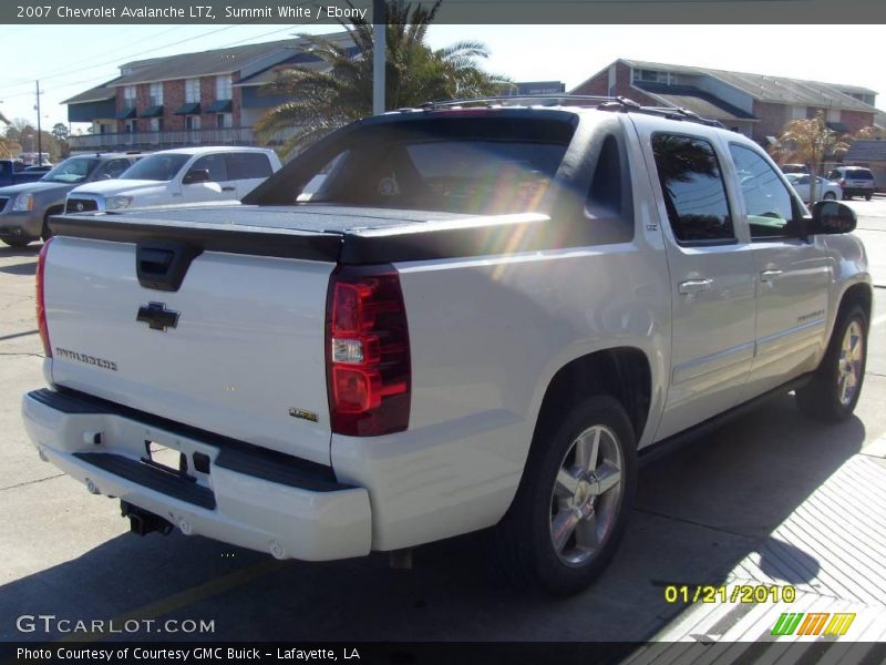 Summit White / Ebony 2007 Chevrolet Avalanche LTZ