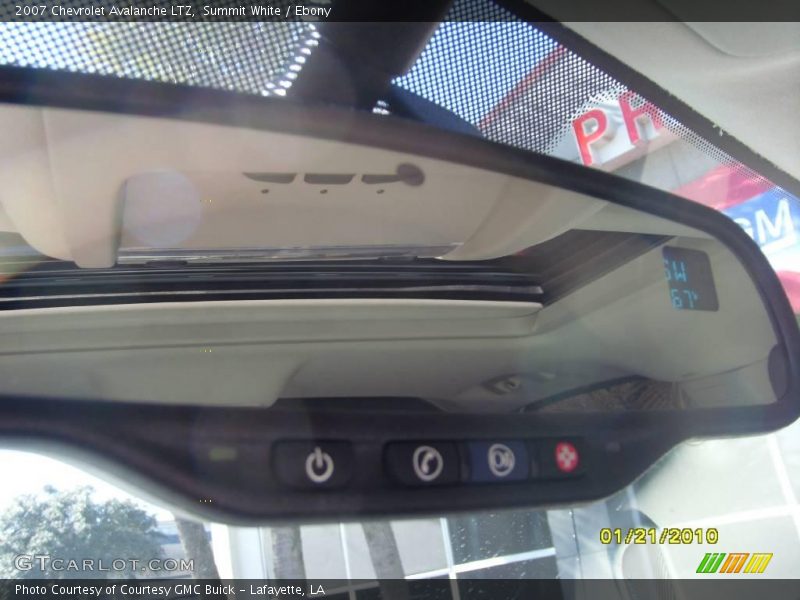 Summit White / Ebony 2007 Chevrolet Avalanche LTZ