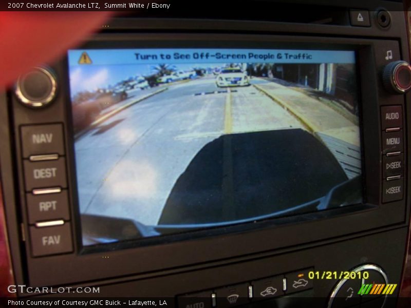 Summit White / Ebony 2007 Chevrolet Avalanche LTZ
