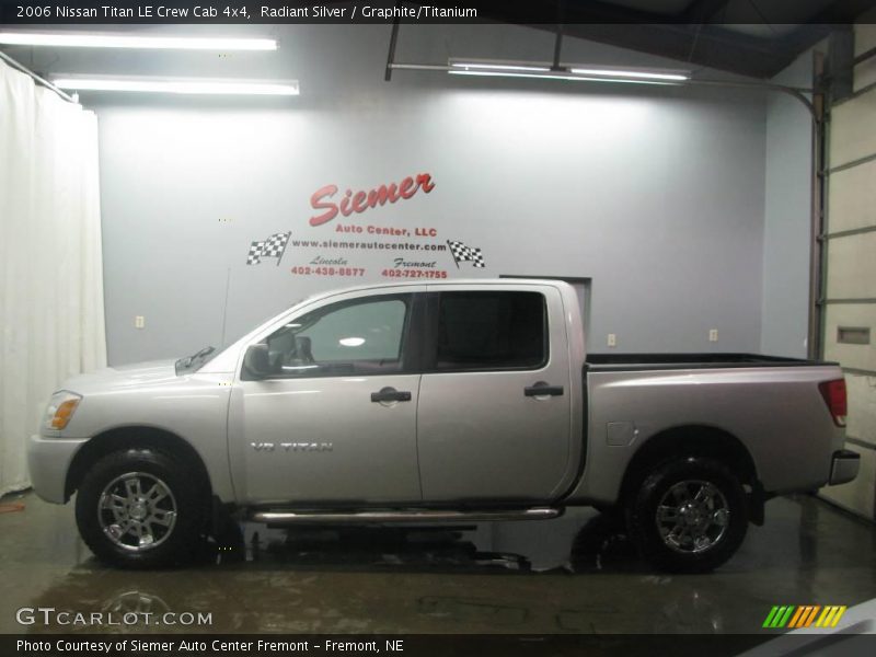 Radiant Silver / Graphite/Titanium 2006 Nissan Titan LE Crew Cab 4x4